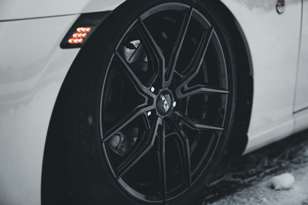 Les échecs et succès des phares de jour dans le secteur automobile